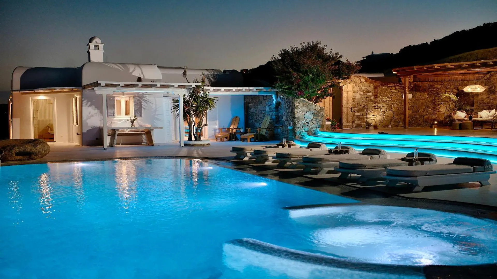 Lia Villas Mykonos Kalafatis 0*,